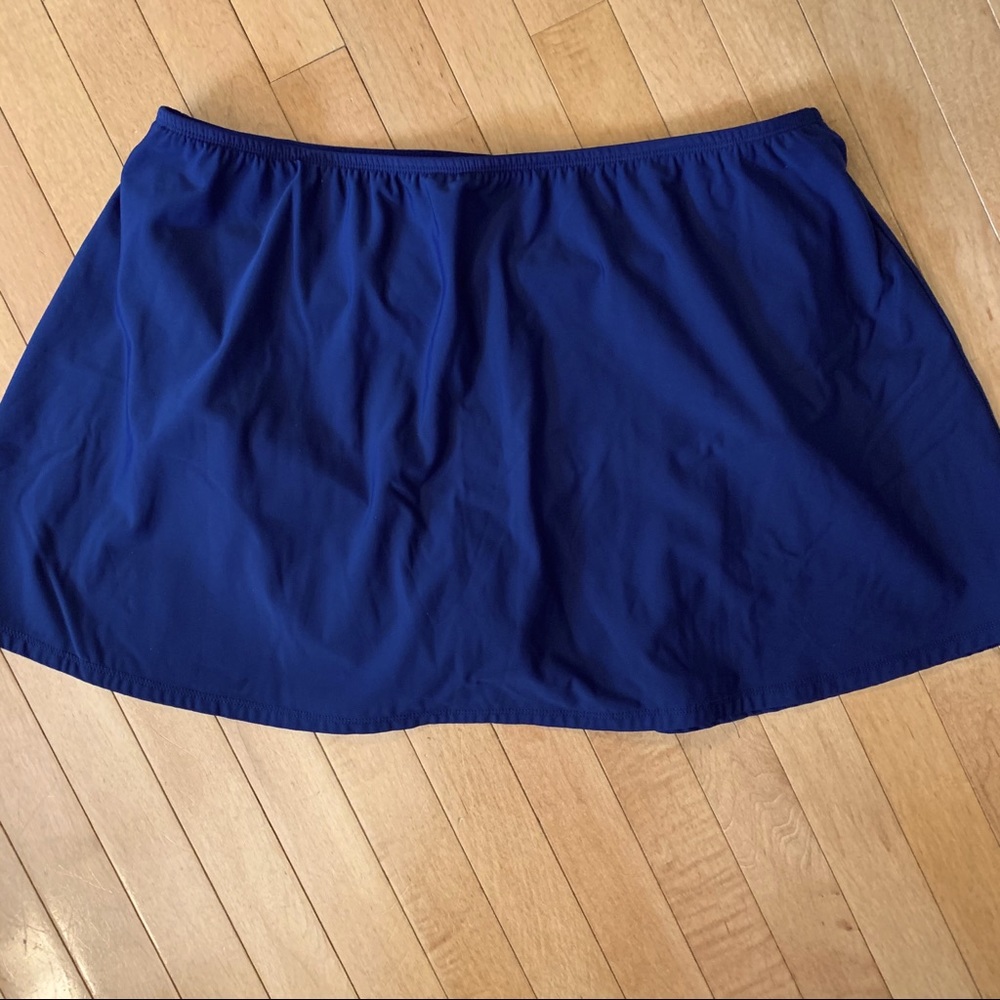 T.H.E. Size 22W Navy Blue Swimsuit Swim Skirt